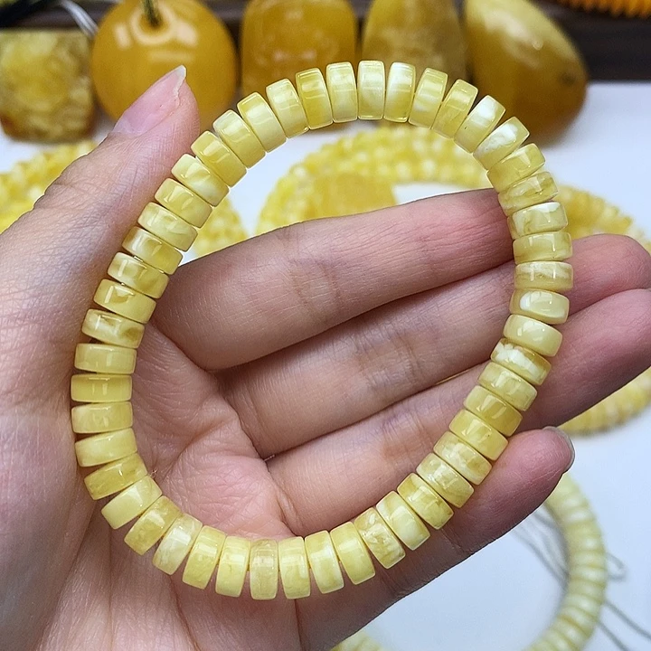 蜜蜡未镶嵌珠宝奇石