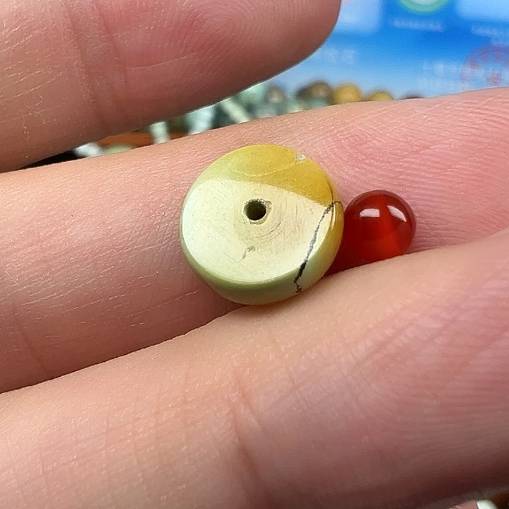 未镶嵌配饰南红玛瑙卡9.8