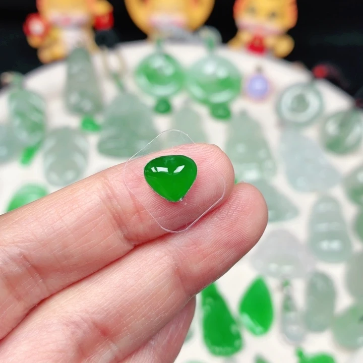 颈饰未镶嵌翡翠缅甸天然A货翡翠