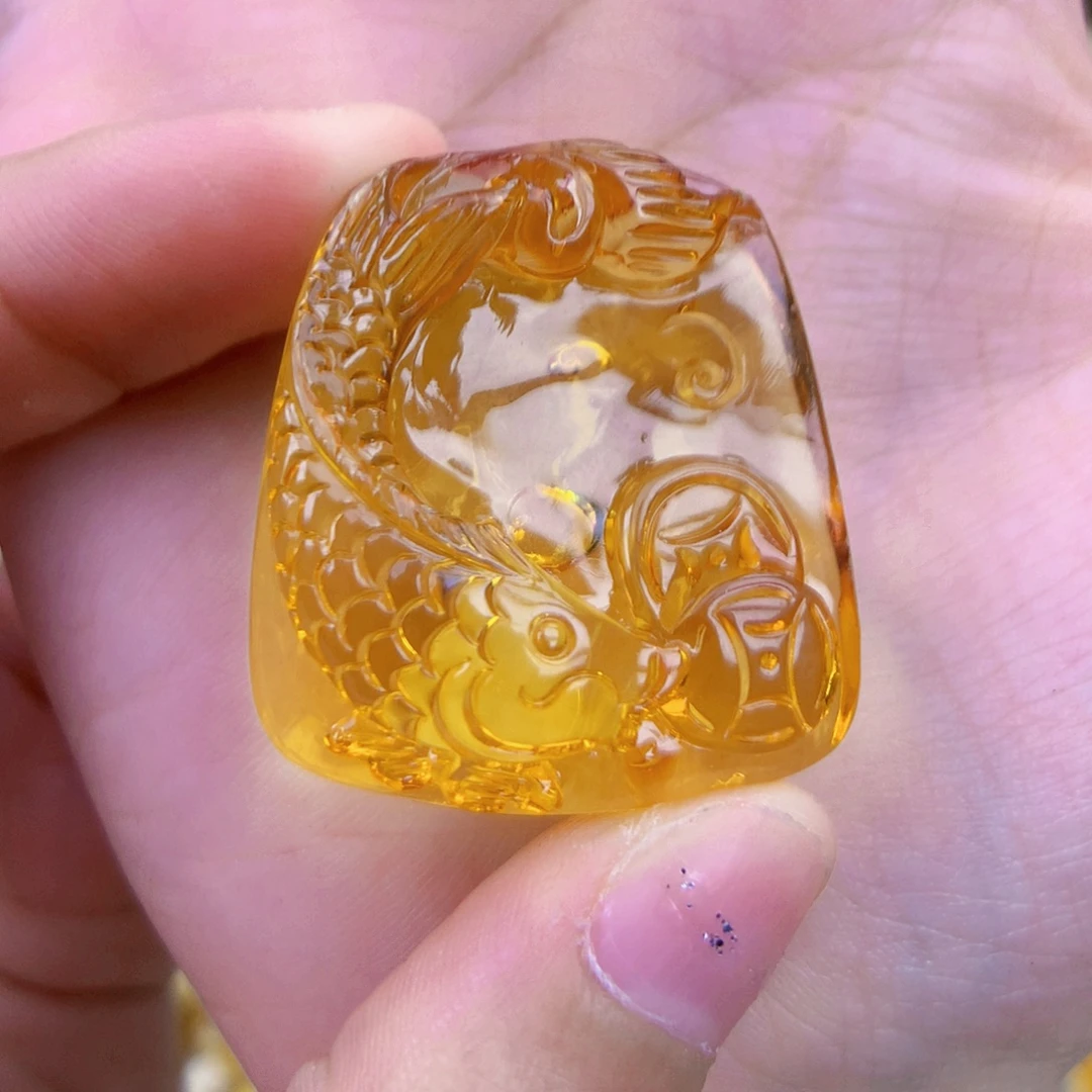 琥珀未镶嵌珠宝奇石32×34.6×15.5全