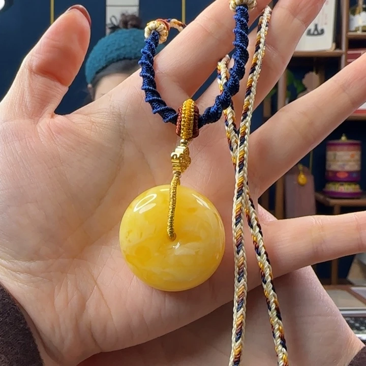 蜜蜡吊坠(赠链)未镶嵌