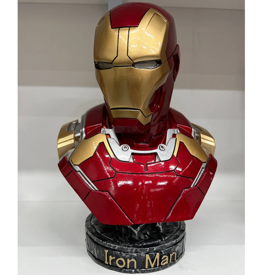 钢铁侠胸像mk43胸像大号桌面摆件摆设32cm
