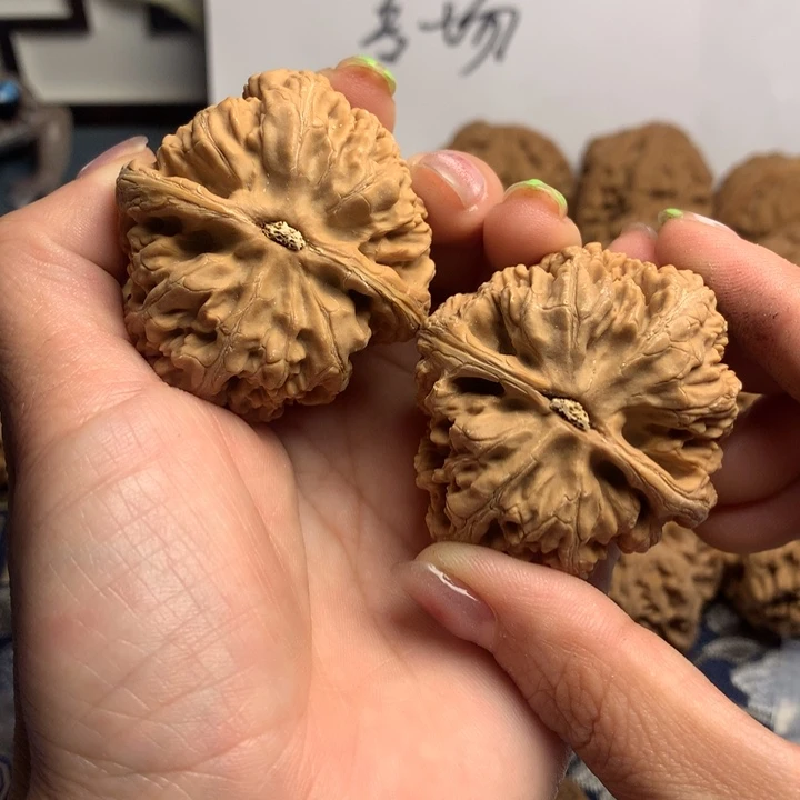 吊坠文玩核桃等***0粗筋