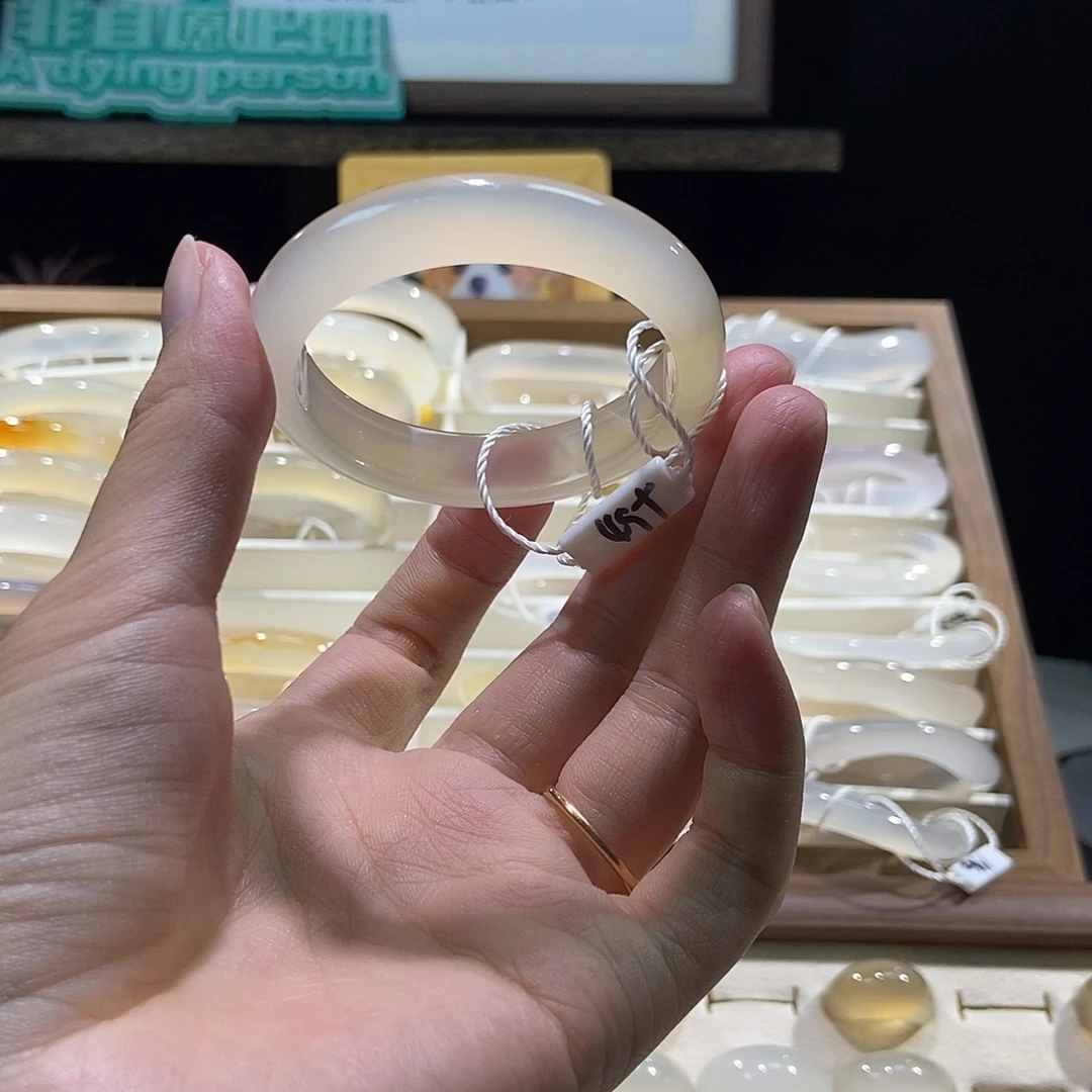 蜜***可手镯玛瑙/玉髓合金