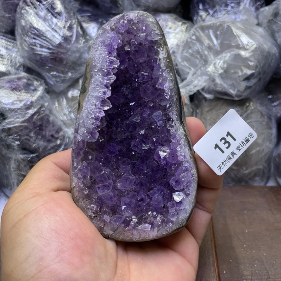 未镶嵌水晶大型摆件（非配饰）