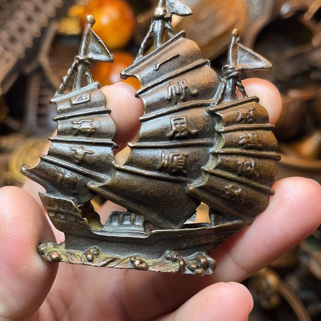 精美铜器工艺品等