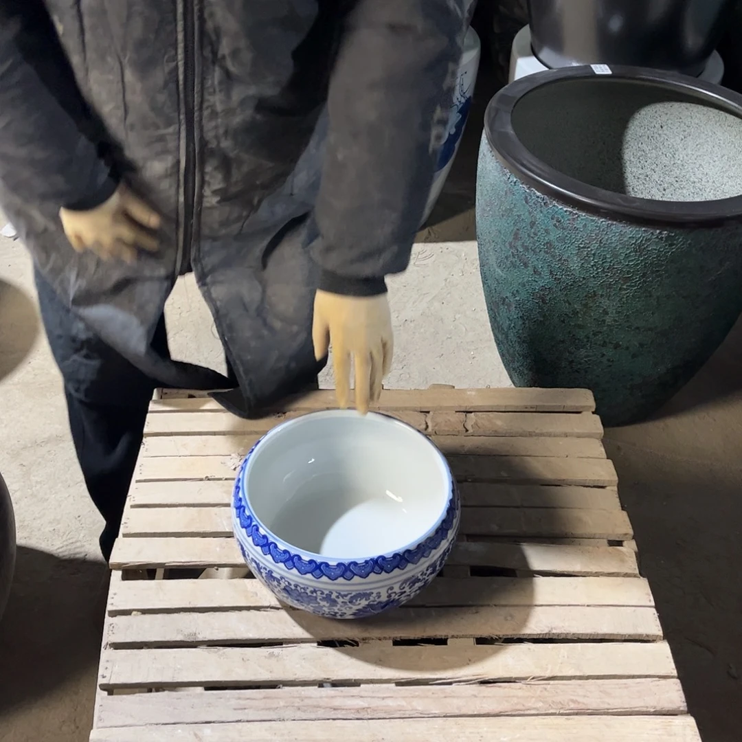 瓷片缠枝莲23333333344444