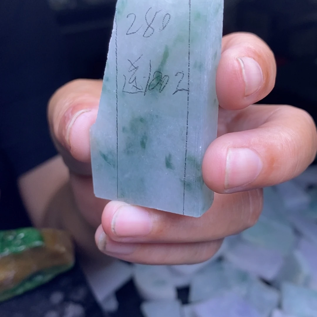 壹***乐未镶嵌定制翡翠工1