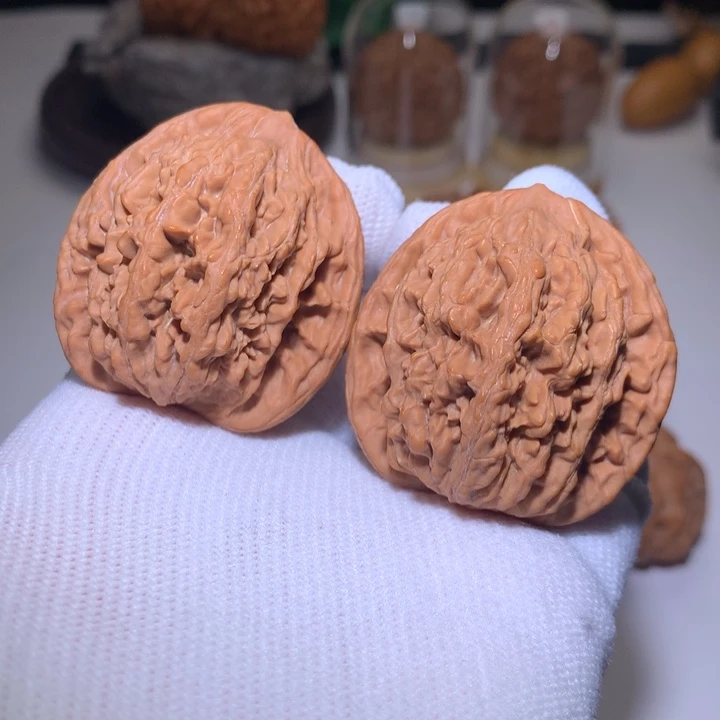 文玩核桃把件虎头