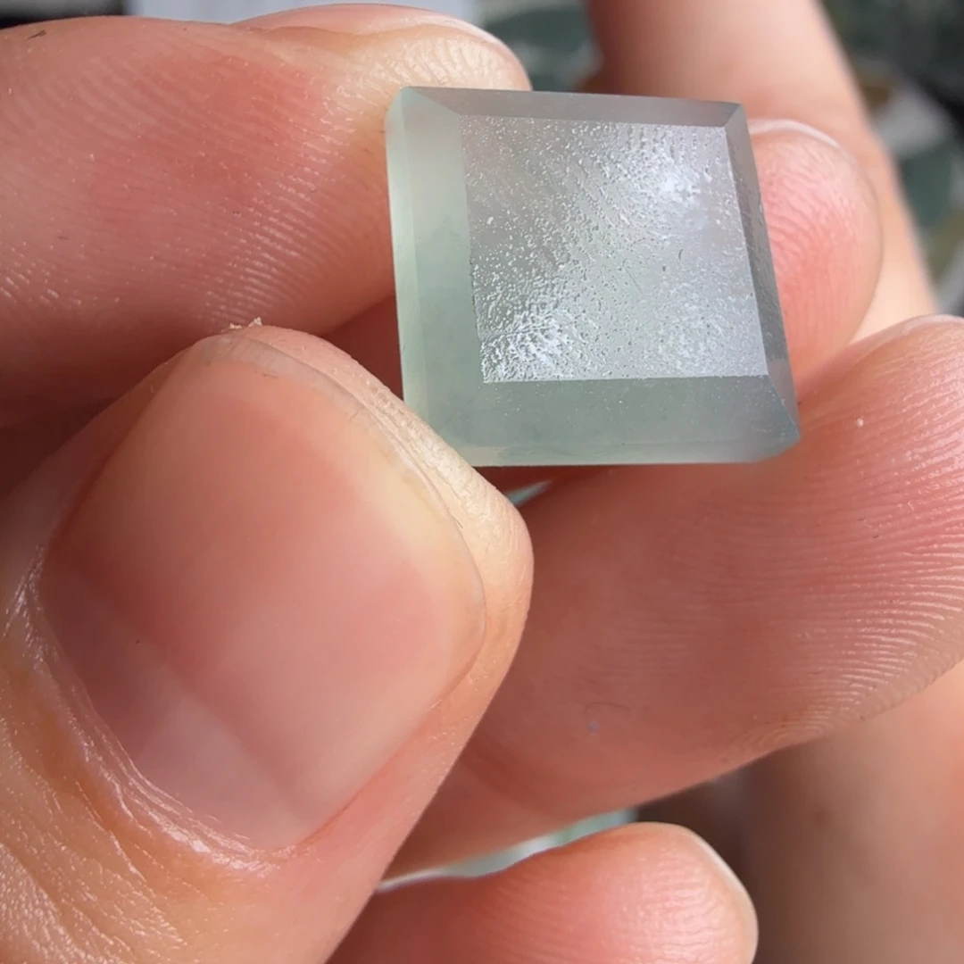 定制翡翠未镶嵌包工