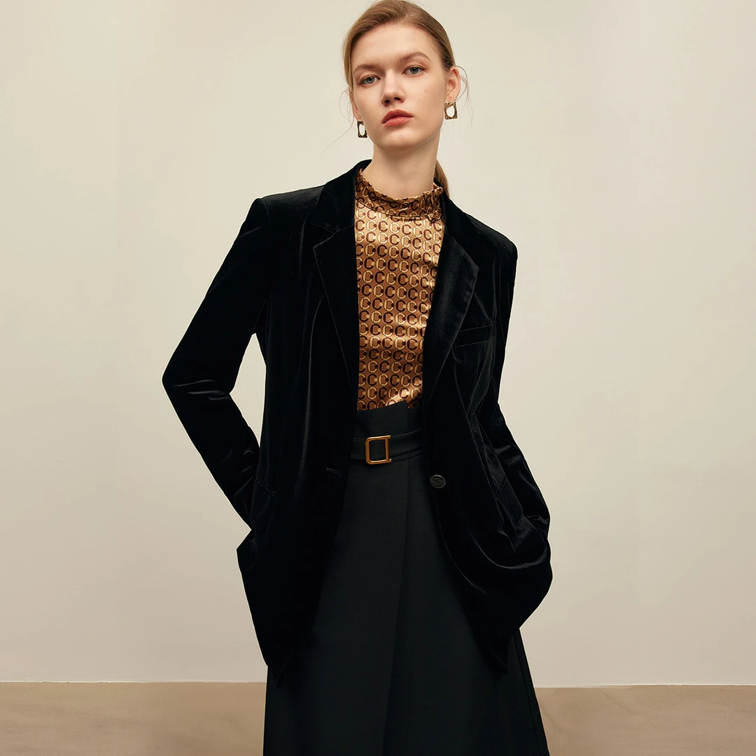 【小余专属】复古柔滑丝绒西服气质一粒扣高级感西装外套Y430706