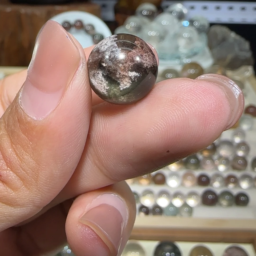 赵***柚水晶珠宝半成品未镶嵌