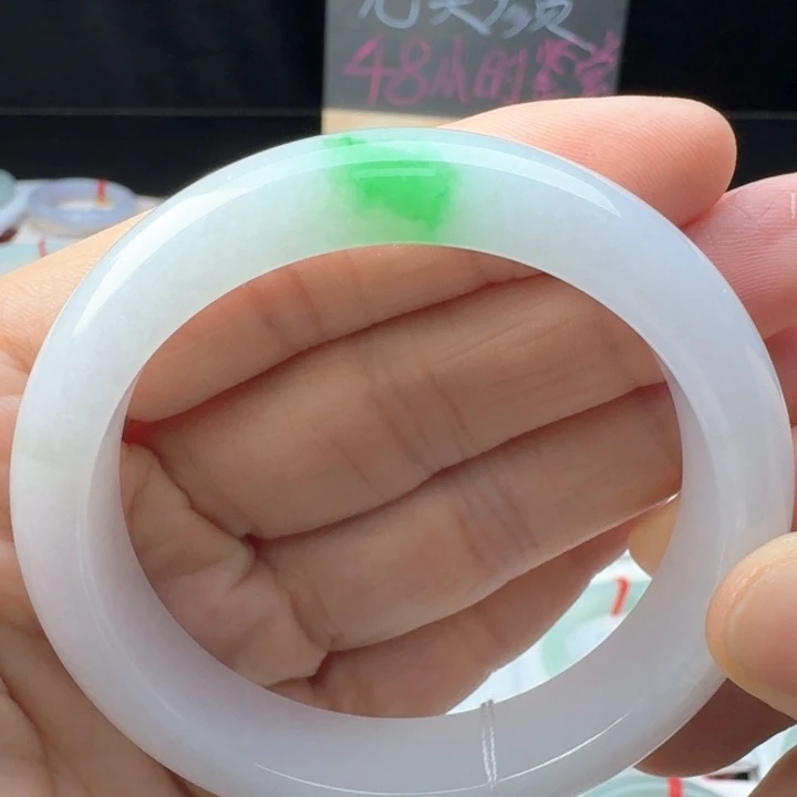 翡翠未镶嵌手镯翡翠手镯