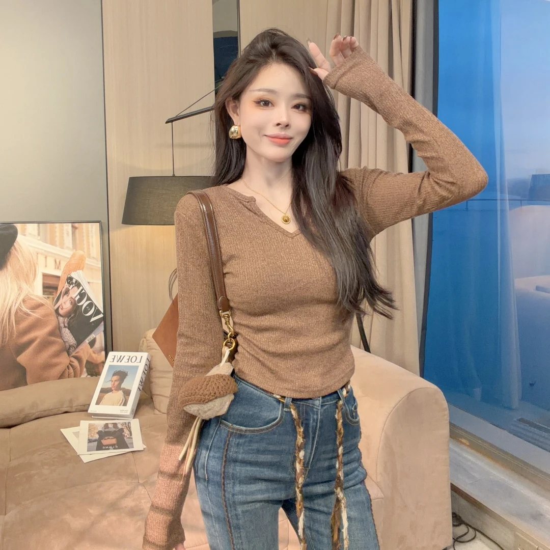 【晓溪服饰】秋款百搭女韩版内搭时尚V领正肩长袖针织上衣6589