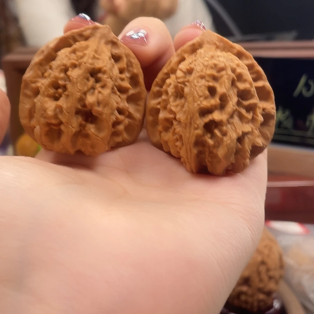 文玩核桃吊坠翻天印