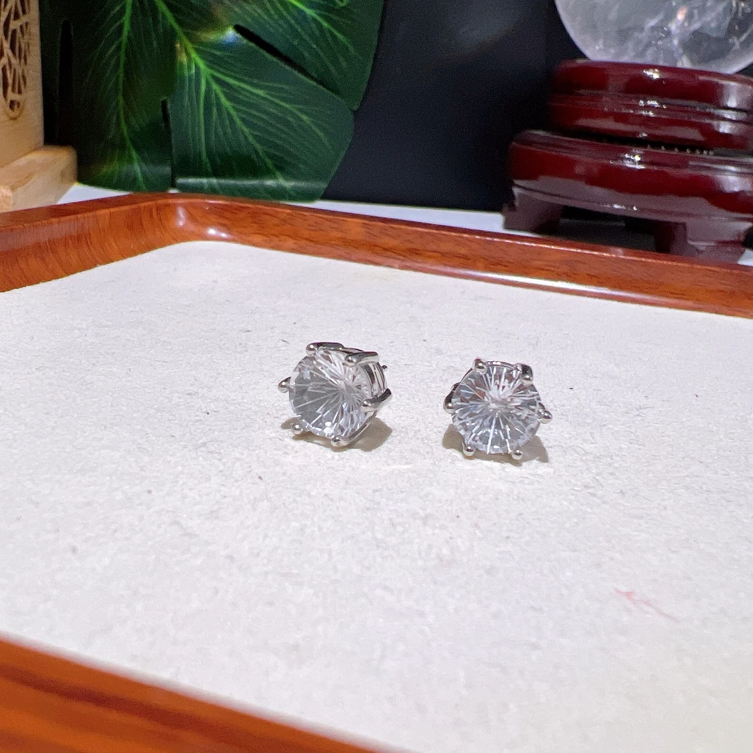 s889天然白水晶切面耳钉多样发其一