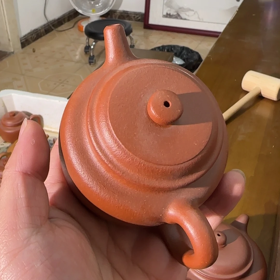 紫砂茶壶纯红降坡德钟