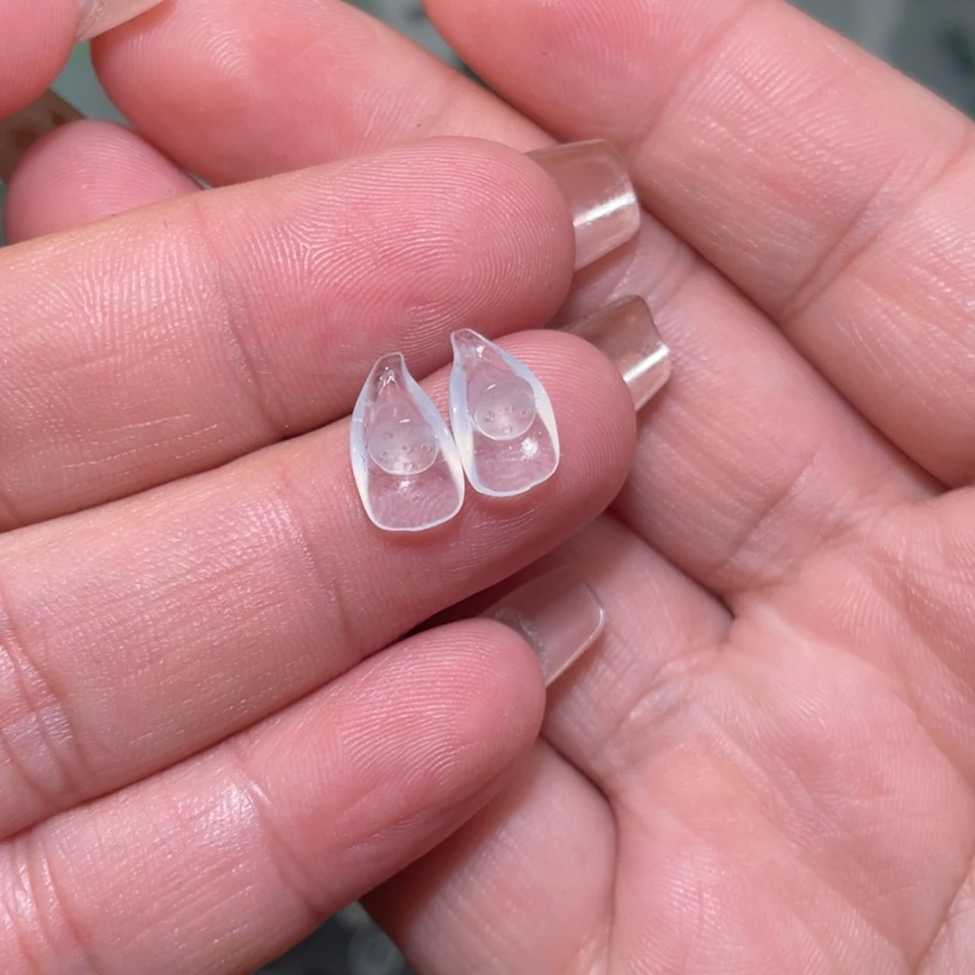 定制翡翠未镶嵌莲蓬一对