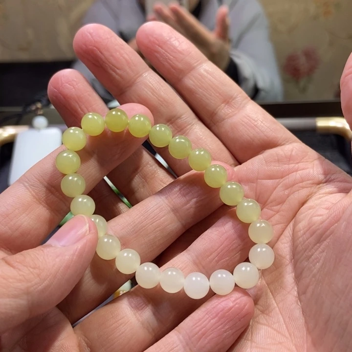 和田玉未镶嵌手串