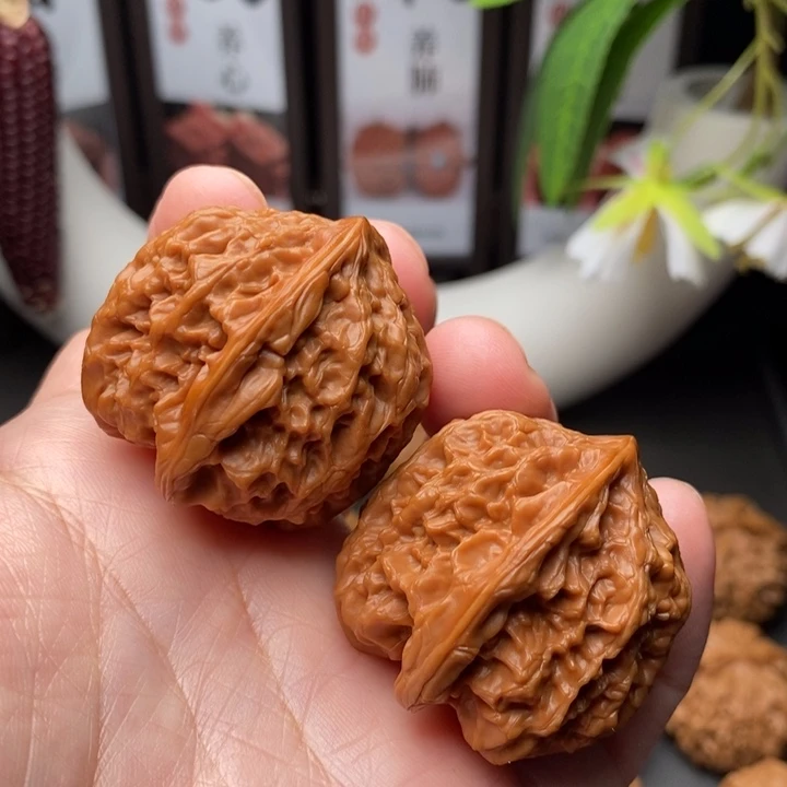 文玩核桃把件野牛39