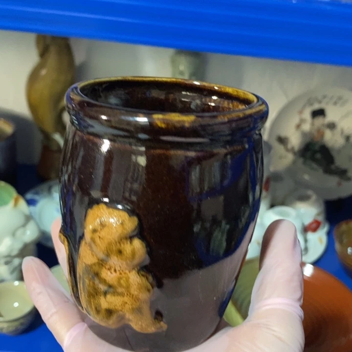瓷片窑变缸型猴子茶杯
