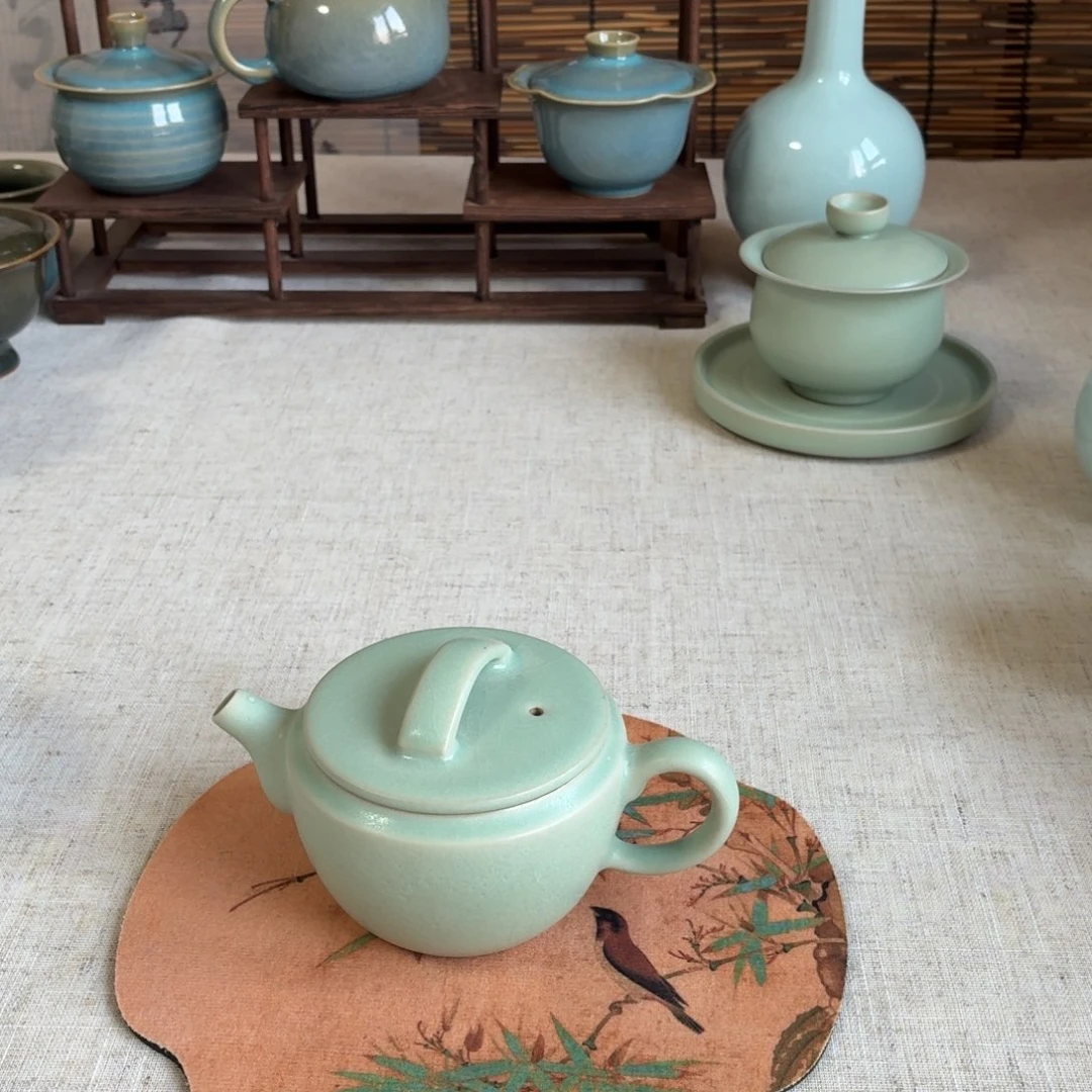 陶摆件柴烧碧青汉瓦壶