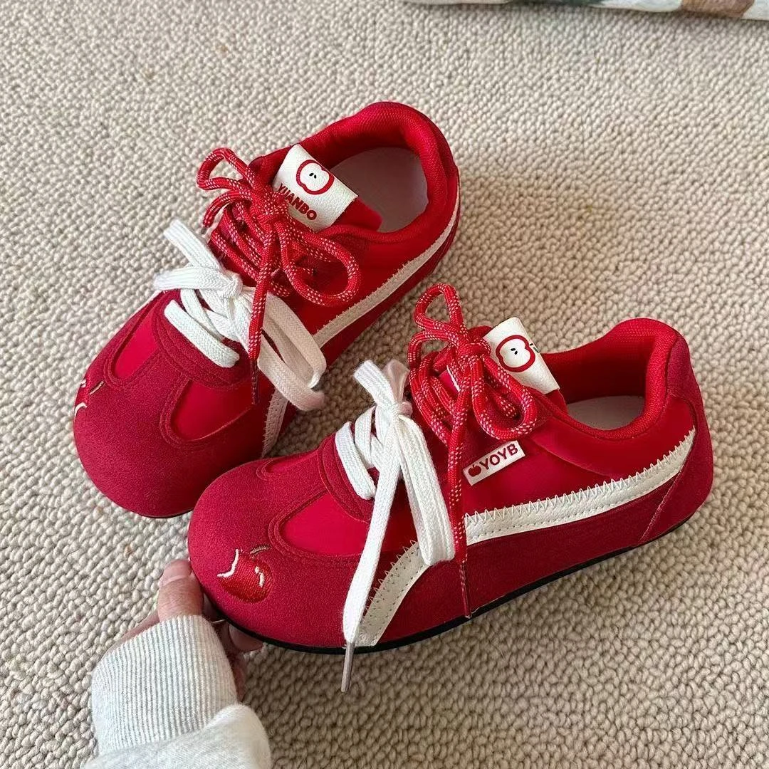 新款2025红色德训鞋女复古百搭运动休闲鞋子苹果鞋透气轻便阿甘鞋