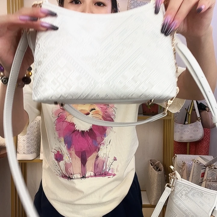 蚕丝非遗百搭小牛角