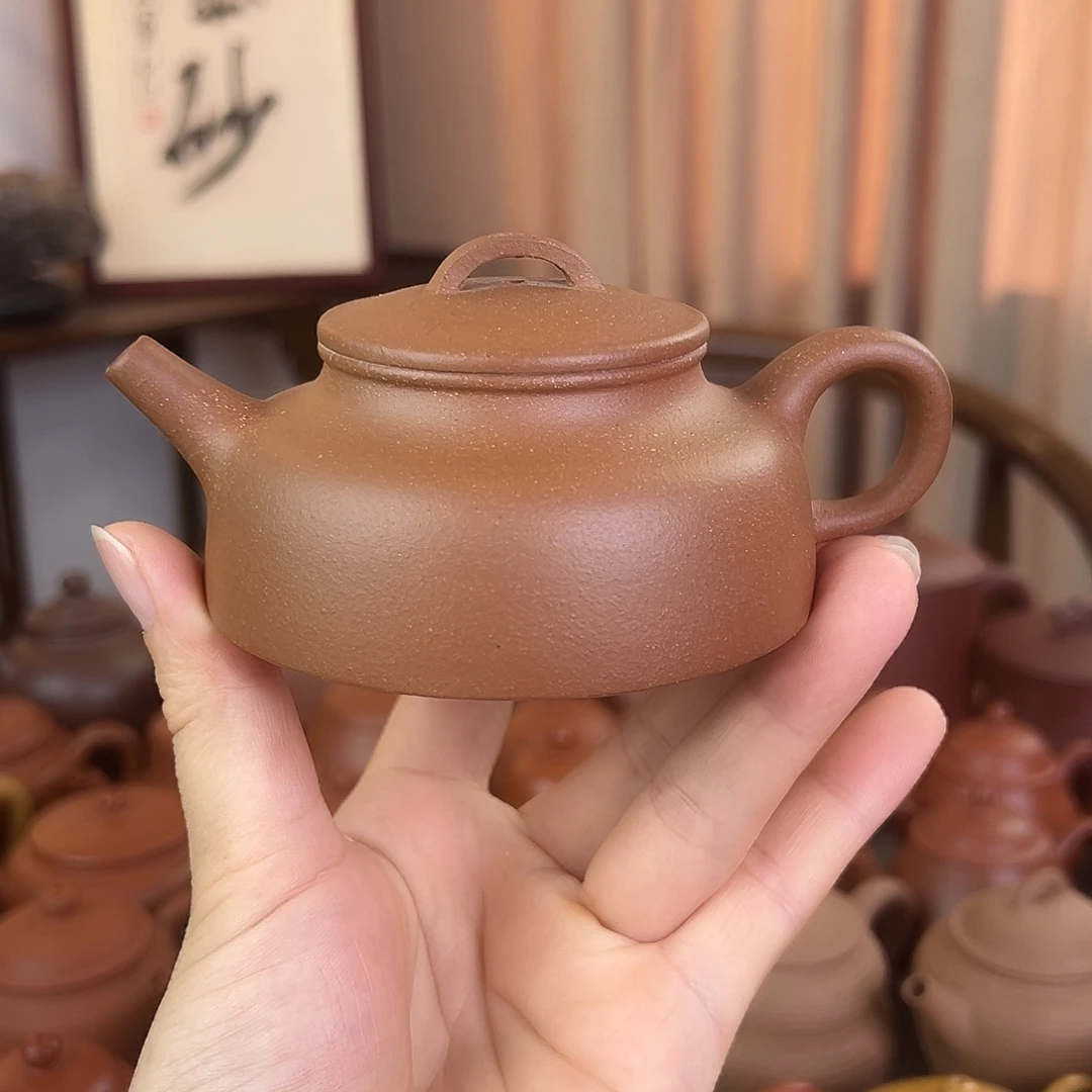 茶壶紫砂精品原矿 折肩半月 黄降坡 150cc