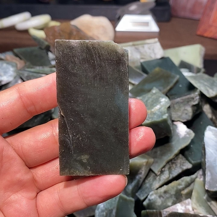 和田玉未镶嵌珠宝奇石