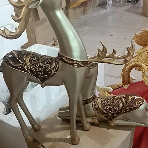 瓷片瑕摆。。。。。。。。。。。。。。