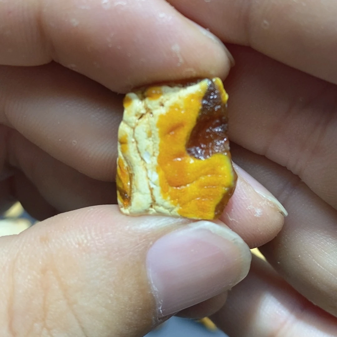定制琥珀蜜蜡原石定制