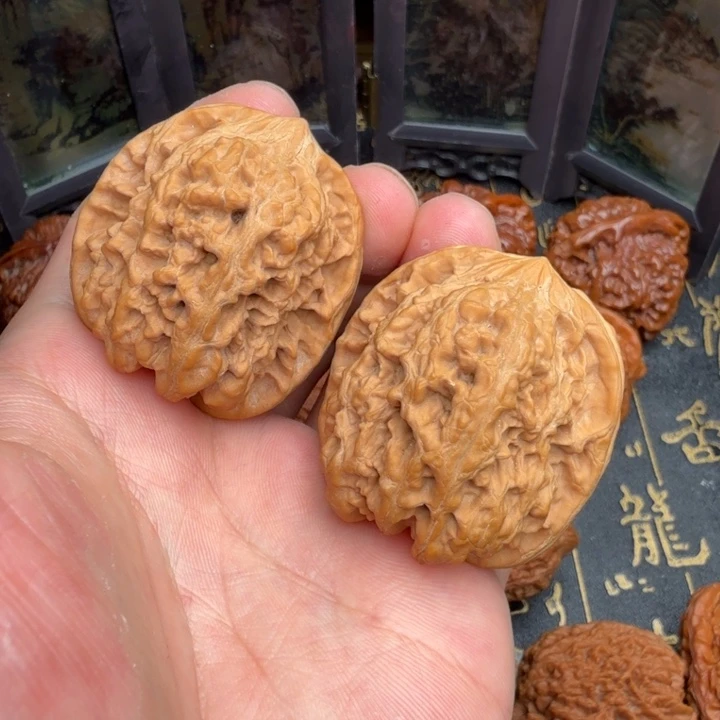 文玩核桃吊坠西北将军42