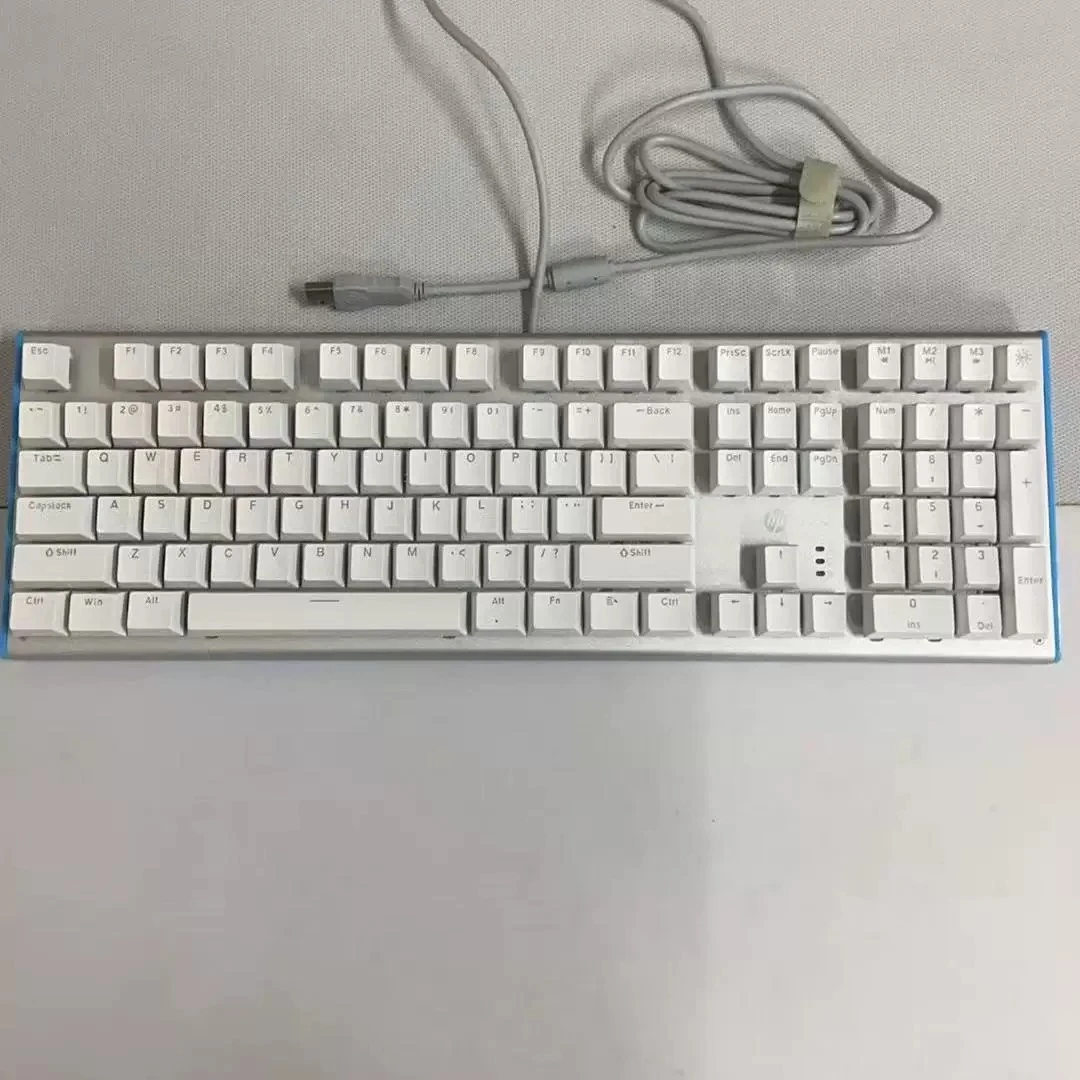 95新  GK600 F 108键 【黑白】有线机械 游戏 键盘【冰蓝光】