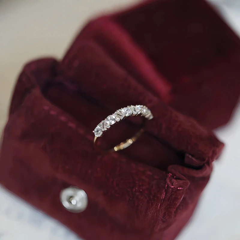 925银戒指 S925纯银超闪长方钻排钻戒指轻奢高级小众设计开口指环