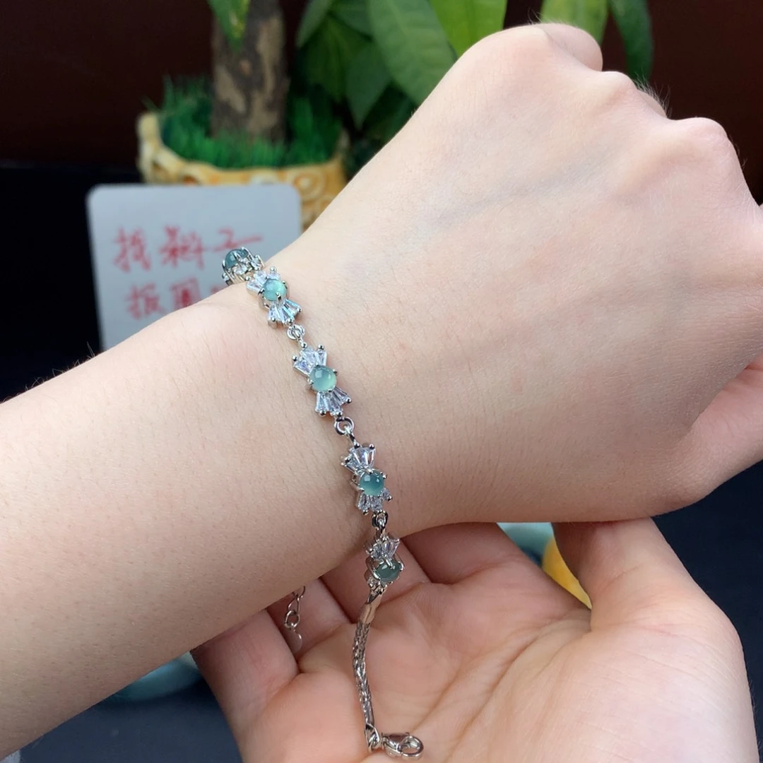翡翠手链未镶嵌翡翠手链