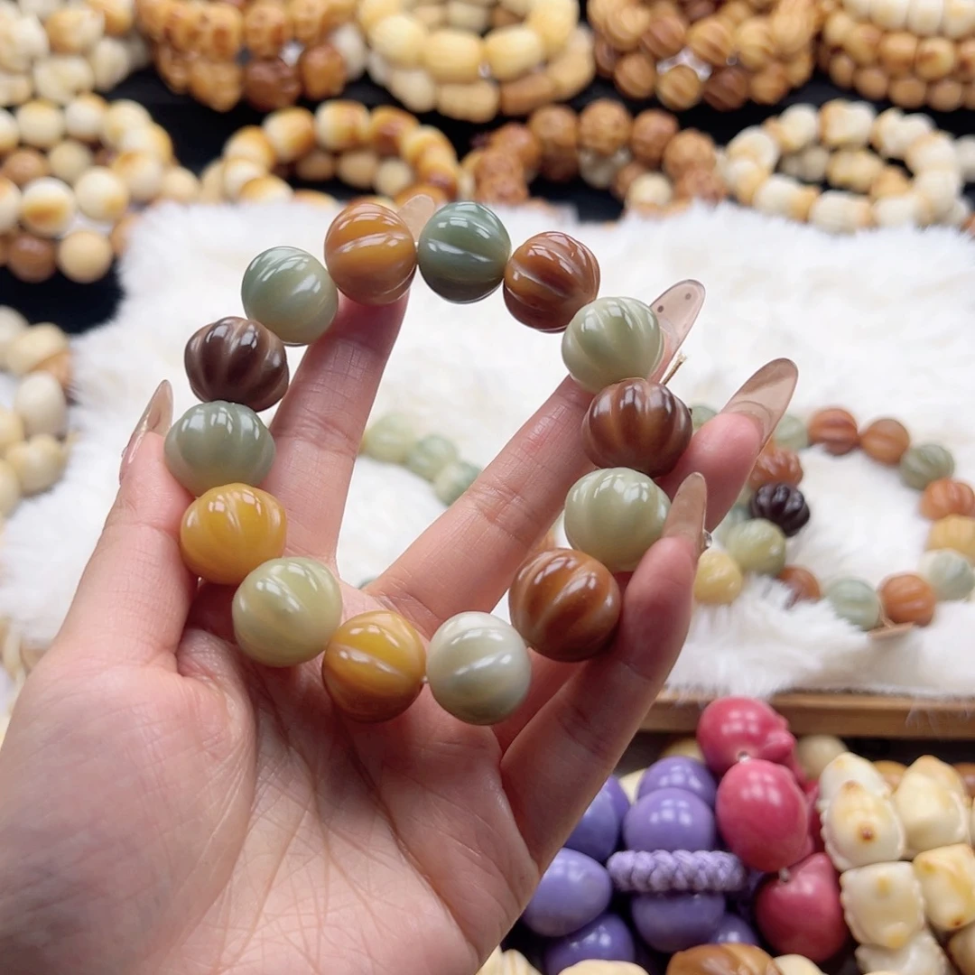 吊坠白玉菩提干磨南瓜19卡裂