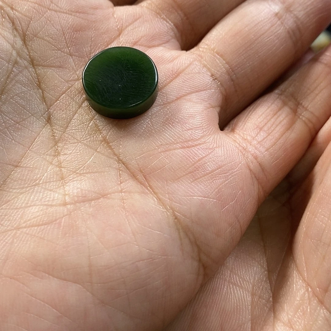 金***麻和田玉未镶嵌颈饰