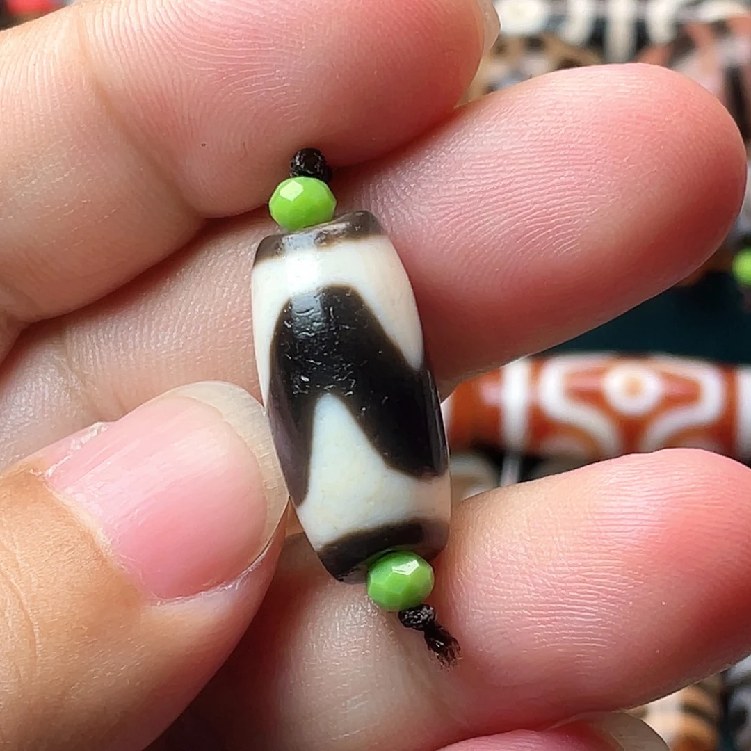 玛瑙/玉髓未镶嵌颈饰小卢牙牙