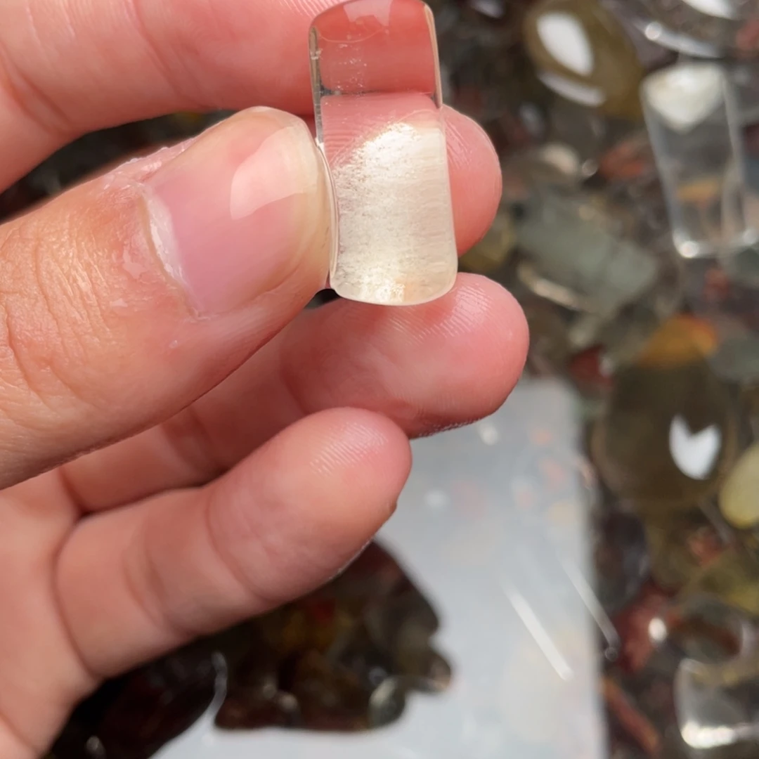 彩***釉只买单纯的吊坠，没带链子，属的性质。