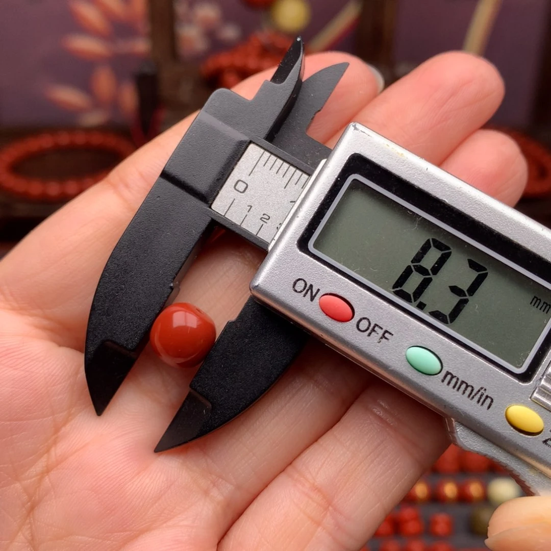 南红玛瑙配饰未镶嵌