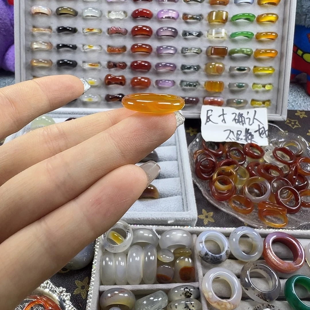 玛瑙/玉髓未镶嵌戒圈B4不退换16.1港12
