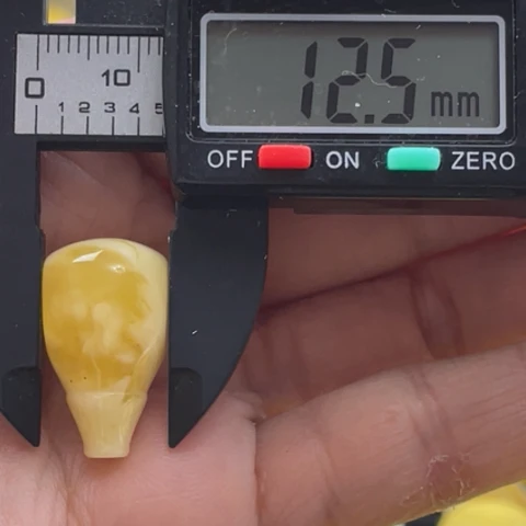 【闪购商品】裸石蜜蜡未镶嵌82杂