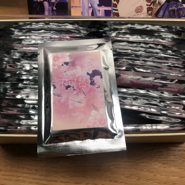 【CGT48】CGT48 不可替代 两周年纪念小卡 未拆包 端盒