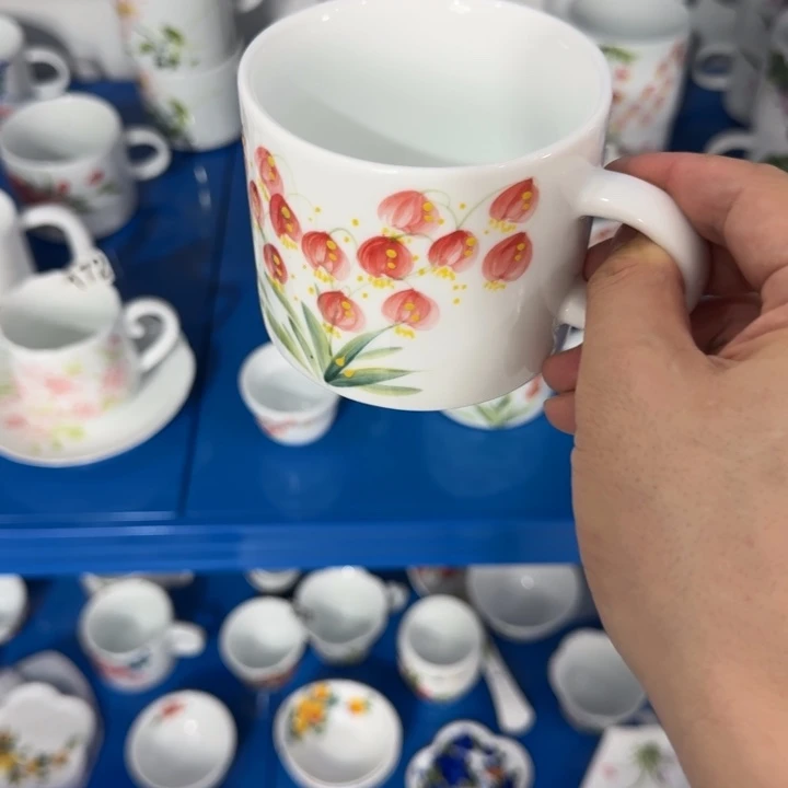 景德镇陶瓷手工制作