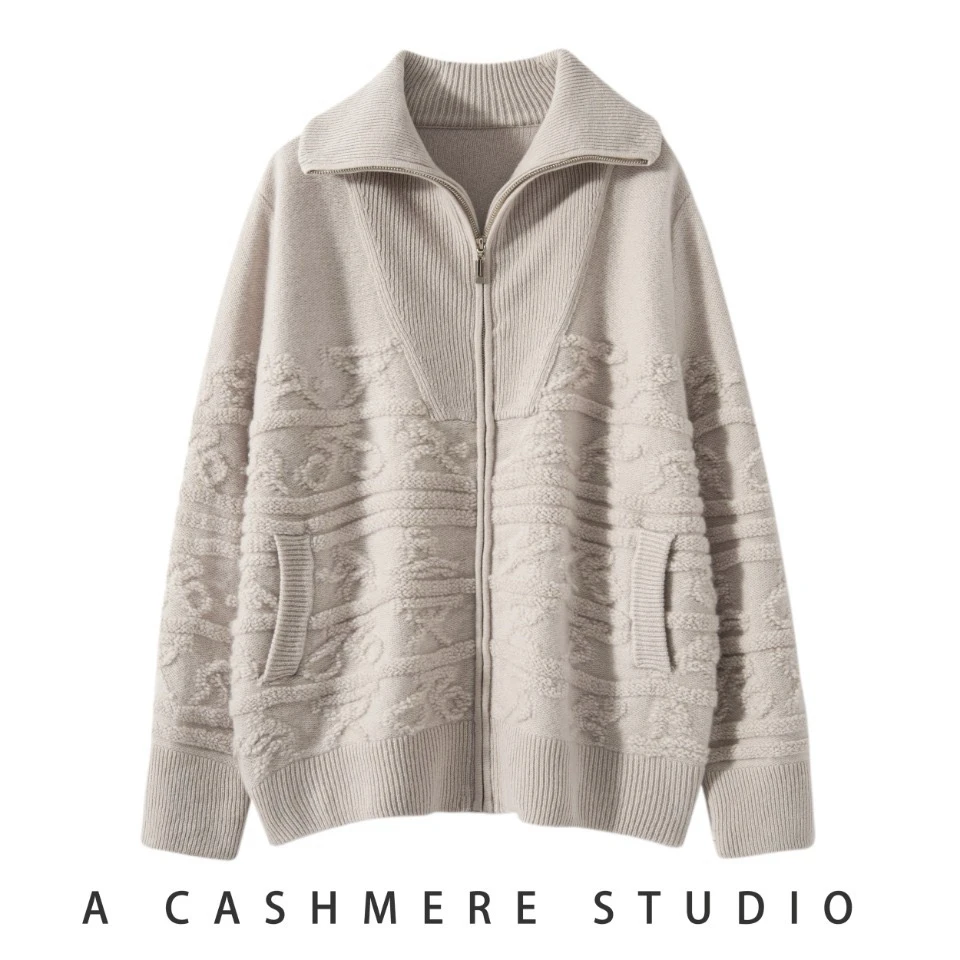 翻领毛巾绣厚款羊绒开衫 AS