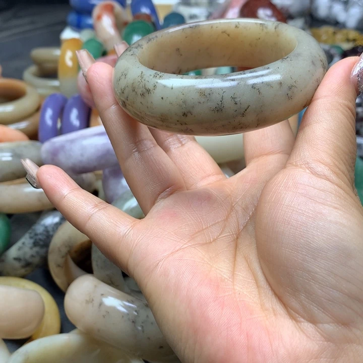 未镶嵌手镯石英质玉阳***～