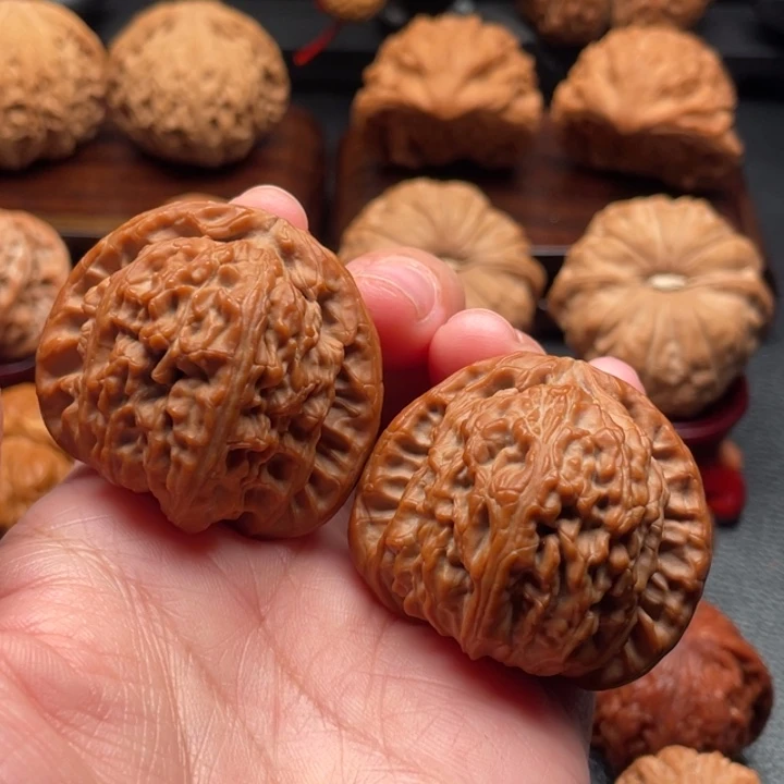 吊坠文玩核桃42球白