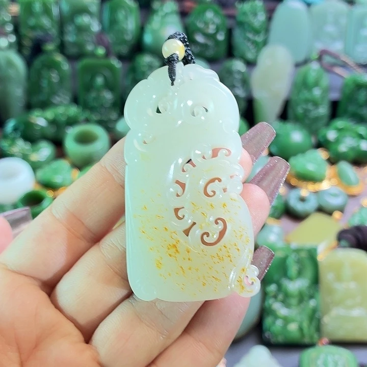 和田玉未镶嵌挂件