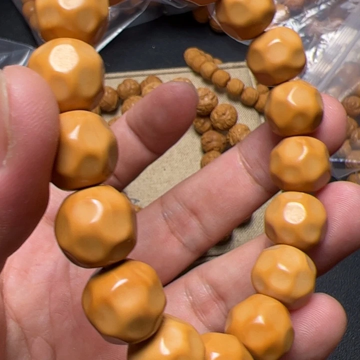 猴头核桃手串搭档